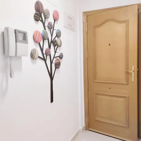 2 Bedroom Appartement *